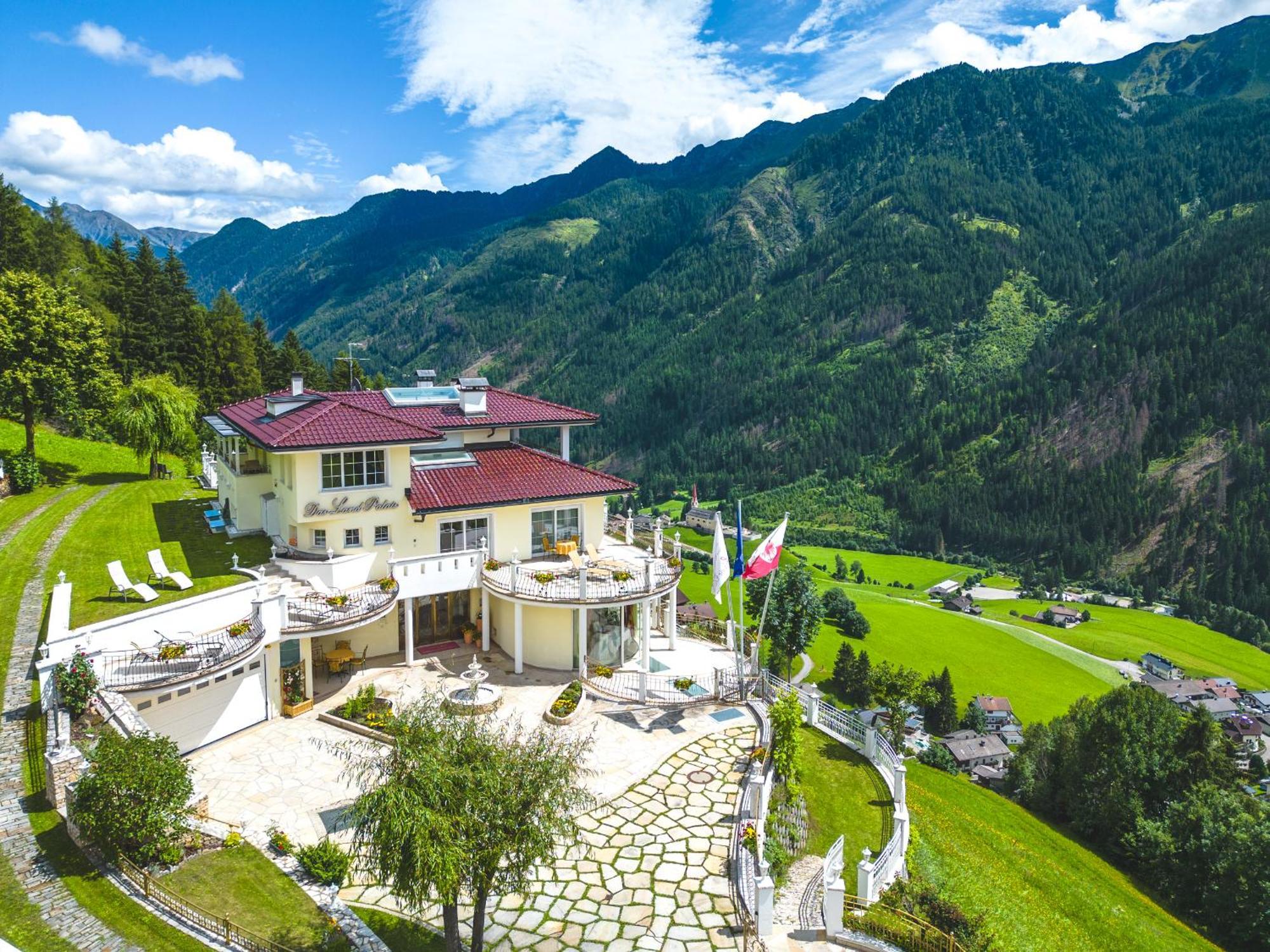 B&B Das Land-Palais - Private Mountain Hideaway Сельва-дей-Молини Экстерьер фото