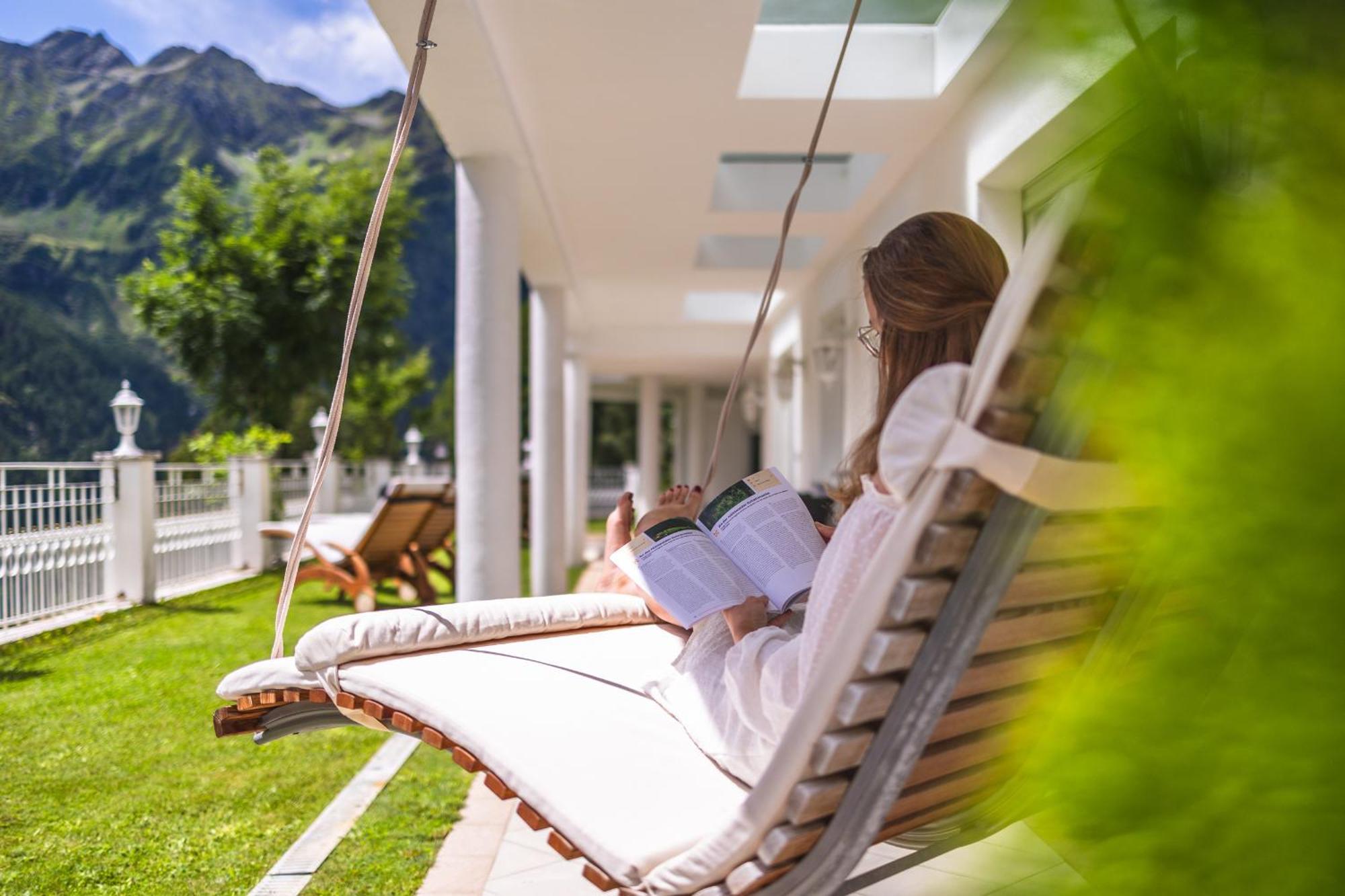 B&B Das Land-Palais - Private Mountain Hideaway Сельва-дей-Молини Экстерьер фото