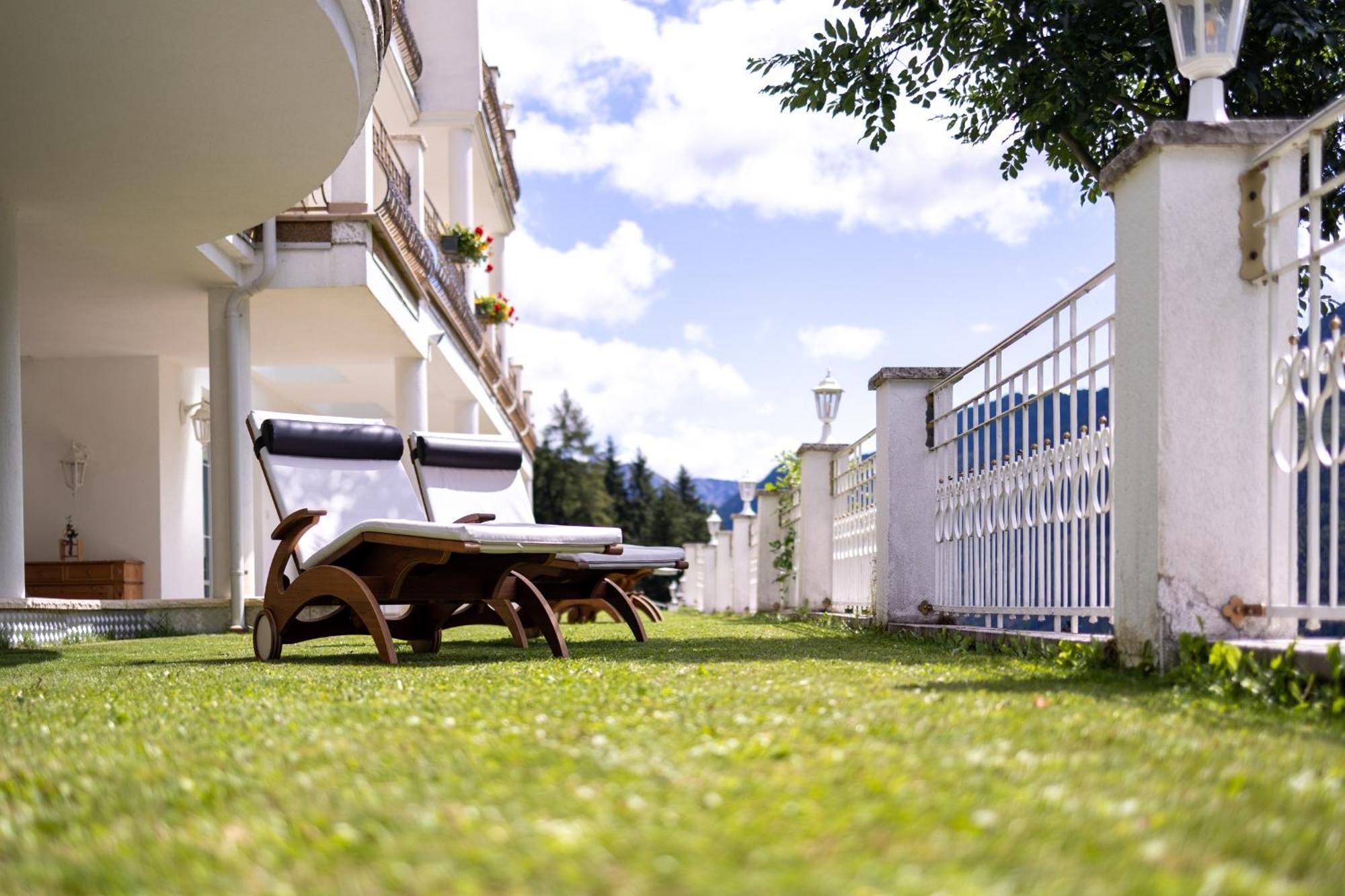 B&B Das Land-Palais - Private Mountain Hideaway Сельва-дей-Молини Экстерьер фото