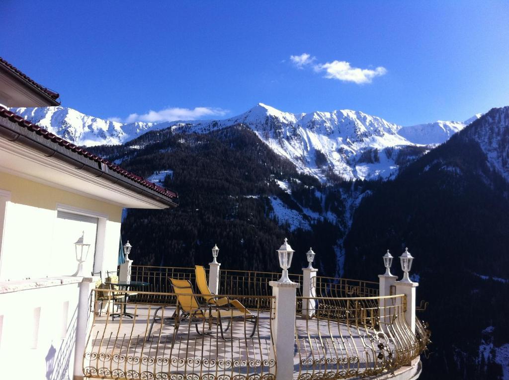 B&B Das Land-Palais - Private Mountain Hideaway Сельва-дей-Молини Экстерьер фото