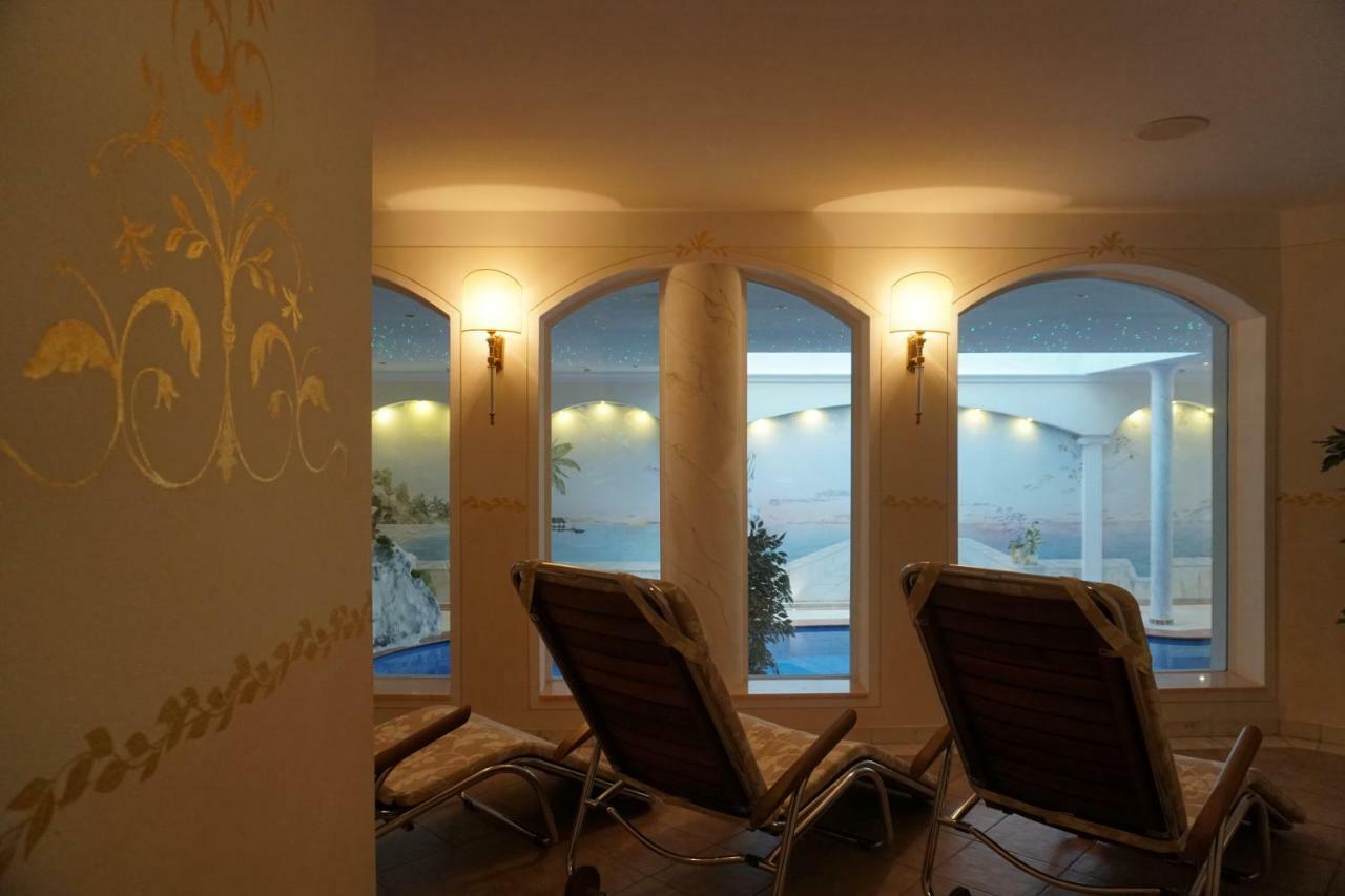 B&B Das Land-Palais - Private Mountain Hideaway Сельва-дей-Молини Экстерьер фото