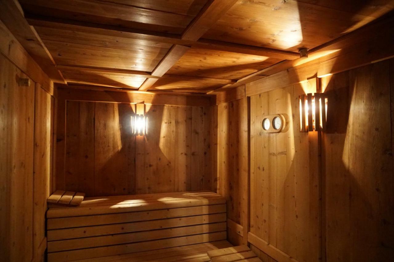 B&B Das Land-Palais - Private Mountain Hideaway Сельва-дей-Молини Экстерьер фото